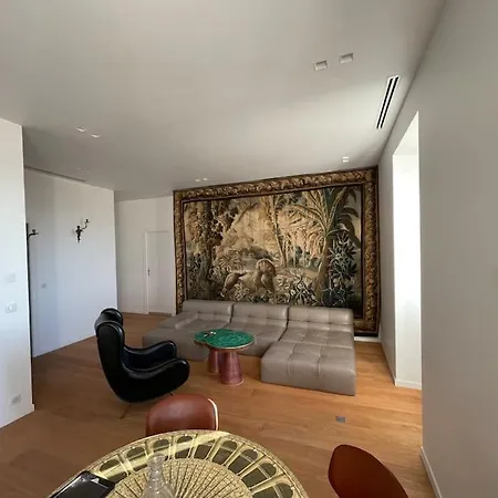 民宿 5 Mn Du Centre De Beaulieu. *