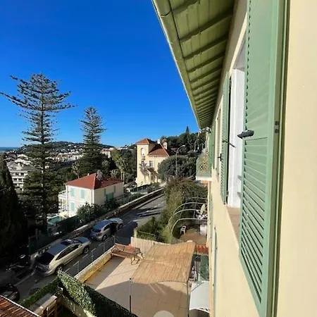 5 Mn Du Centre De Beaulieu. 滨海博利厄