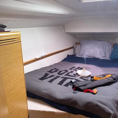 5 Mn Du Centre De Beaulieu. 民宿 滨海博利厄